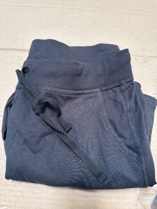 Photo 1 of Hanes Womens Mid Rise Soft Short med
