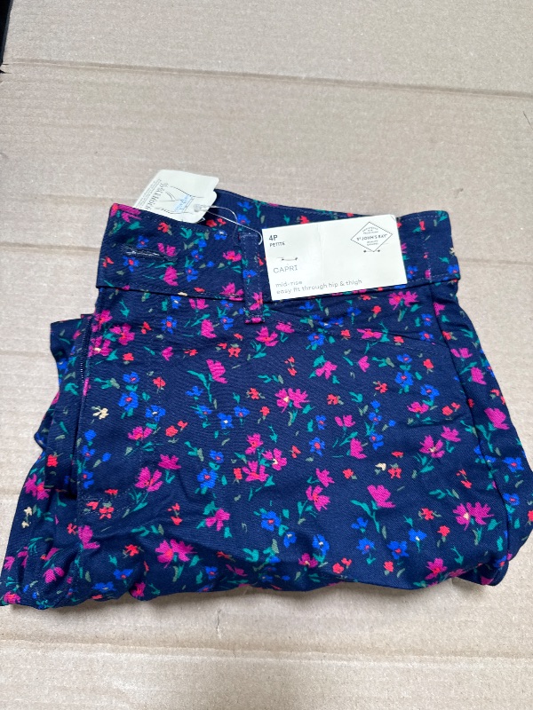 Photo 1 of St. John's Bay Secretly Slender Womens Mid Rise Capri Pants, 4 Petite, 