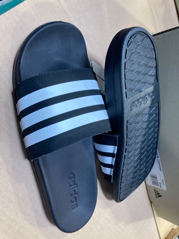 Photo 1 of adidas Men's Striped Flip Flop Sandals M9 -W10
