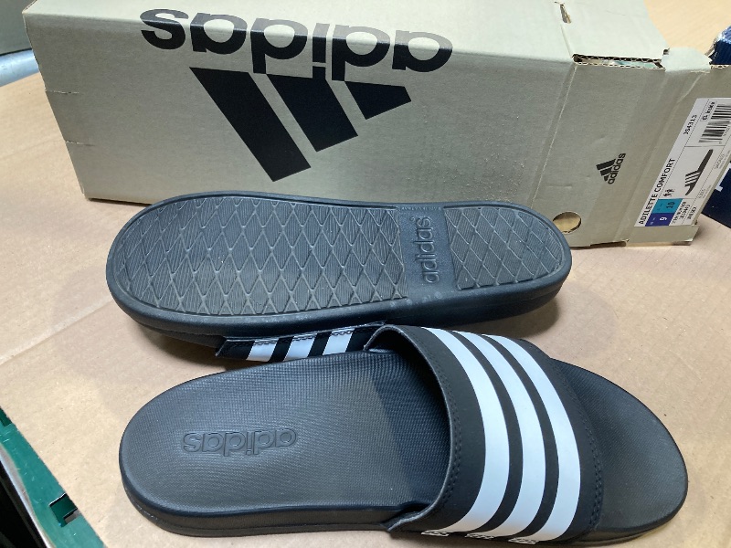 Photo 1 of adidas Men's Striped Flip Flop Sandals M9-W10
