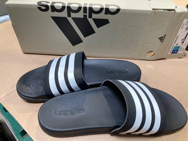 Photo 1 of adidas Men's Striped Flip Flop Sandals M9-W10
