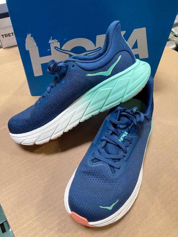 Photo 1 of Hoka Arahi   - Midnight/Seaform Size 9.5
