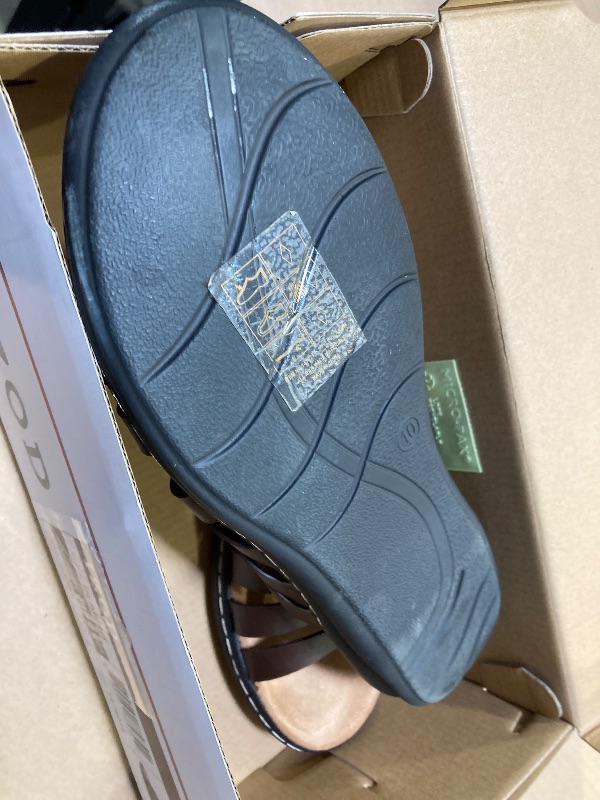 Photo 1 of Izod Womens Slaight Faux Leather Slip-on Slide Sandals size---10  
