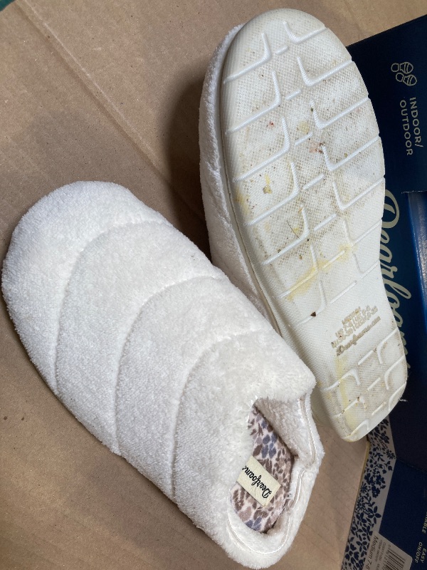 Photo 1 of Dearfoams Women's Slipper M
