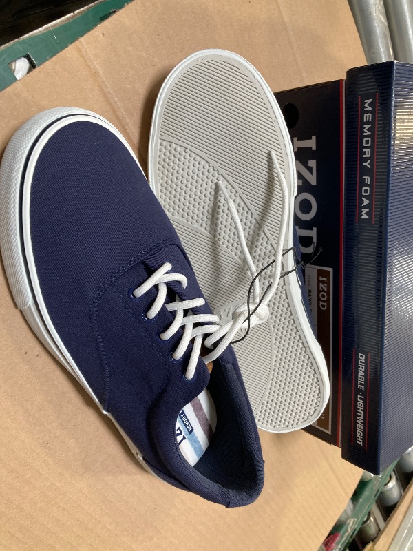 Photo 1 of size 11--Izod Men's Canvas Shoes Rangley Memory Foam Sole Comfort Lace up
