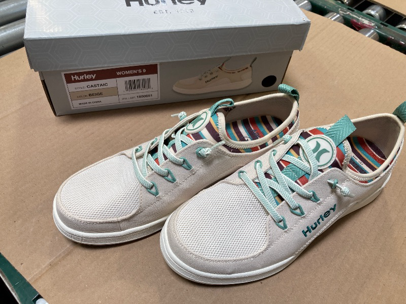 Photo 1 of Hurley Women's Bungee CASTAIC Sneaker, Size 9, BEIGE 