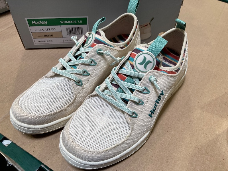 Photo 1 of Hurley Women's Bungee CASTAIC Sneaker, Size 7.5, BEIGE
