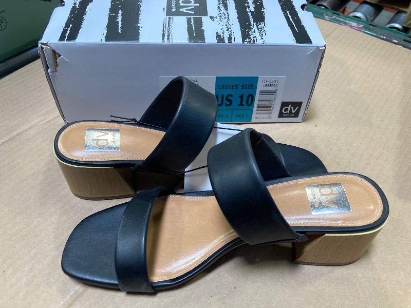 Photo 1 of Dolce Vita Women's Swell Sandal size 10--
