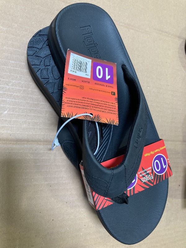 Photo 1 of Flojos Men's Flip Flop size 10

