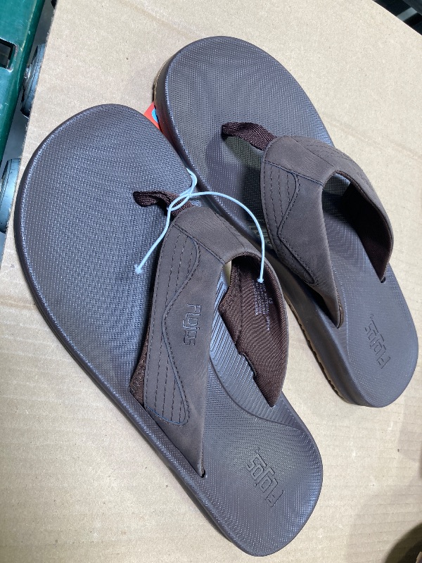 Photo 1 of Flojos Men's Flip Flop size 13
