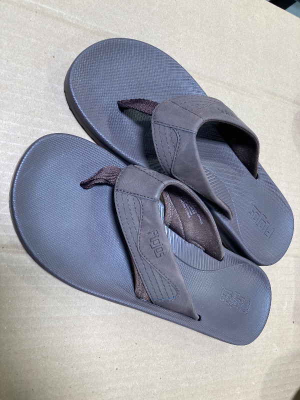 Photo 1 of Flojos Men's Flip Flop size 10
