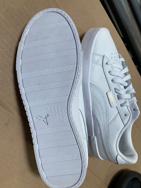 Photo 1 of size 10---PUMA “Court Sneaker” Women's Retro Walking Tennis Shoe (PUMA White / Gold)  
