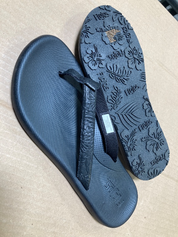 Photo 1 of 9---Flojos  Flip Flops Sandals  Black
