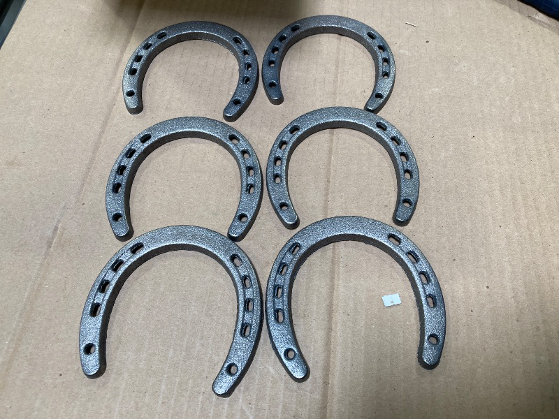 Photo 1 of   Horse Shoes Rustic Cast Iron Home Décor 
