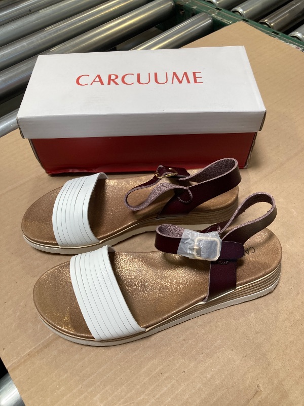 Photo 1 of Carcuume Women's Comfortable Lightweight Walking Footbed Arch Support Flat Sandal,DR-WHITE BROWN-7