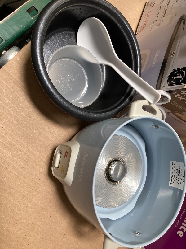 Photo 1 of Aroma Housewares 4-Cups (Cooked) / 1Qt. Rice & Grain Cooker (ARC-302NGBL), Blue