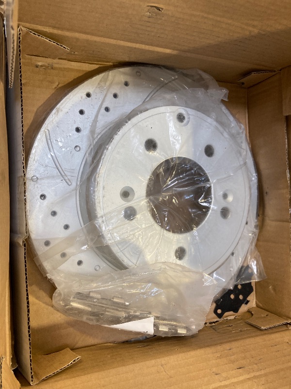 Photo 1 of Rear Brake Pads and Rotors Kit Vented Compatible with Hyundai Sonata 2006-2008 w/3.3 V6 Engine, Drilled Slotted Brake Rotors  
