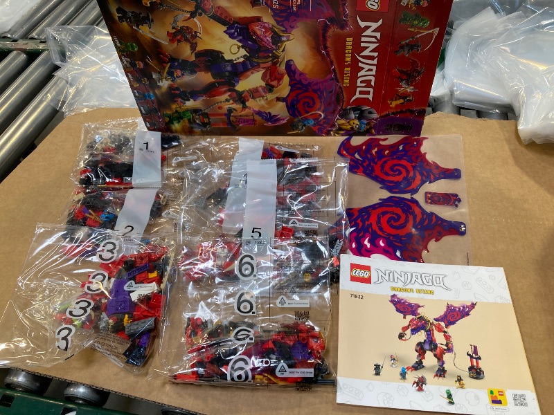 Photo 1 of LEGO NINJAGO Thunderfang Dragon of Chaos Building Toy for Kids Ages 8+ - Dragon Rising Playset with 6 Minifigures and Poseable Dragon Figure - Birthday Gift Idea for Boys and Girls - 71832