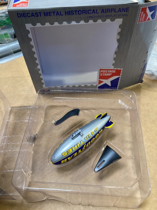 Photo 1 of Daron Worldwide Trading Postage Stamp PS5411-1 Goodyear Blimp 1:350 Scale Diecast Model
