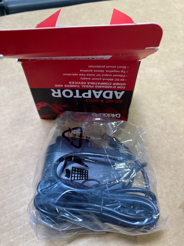 Photo 1 of D'Addario Accessories Guitar Pedal Power Supply - DC 9V Power Cord - 9V Power Supply for Guitar Pedals - Pedalboard Power Supply - PW-CT-9V