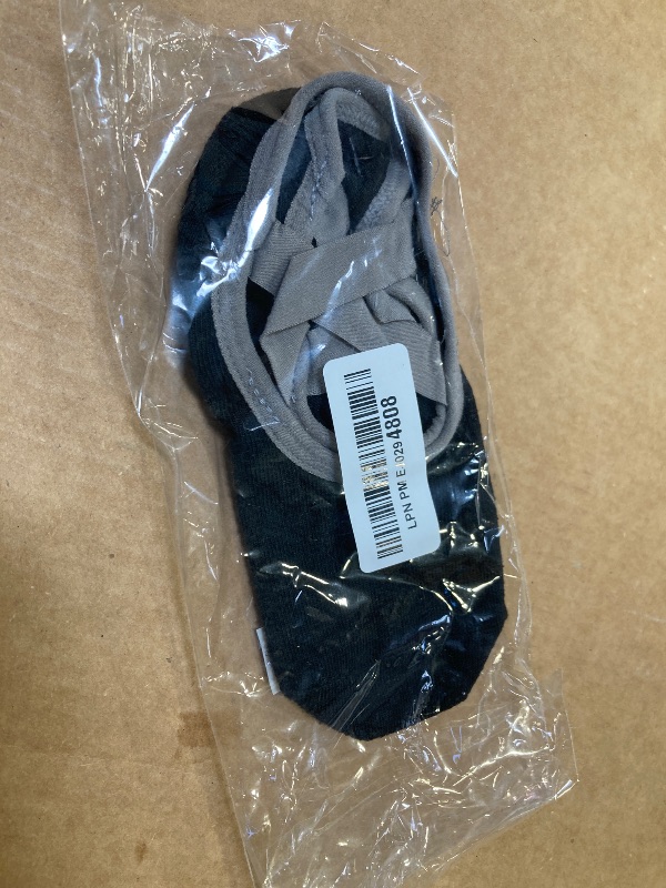 Photo 1 of Gaiam Women's Standard, Black/Grey, 1 Pair