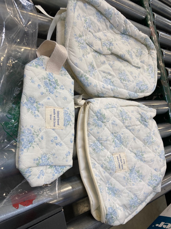 Photo 1 of Juoxeepy Quilted Makeup Bag - Floral Cotton Cosmetic Pouch