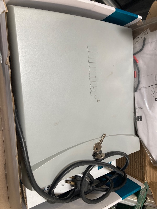 Photo 1 of Hydrawise Hunter HCC-800-PL Wi-Fi Timer 8-38 Stations Web Based i-Phone Android App HCC800PL