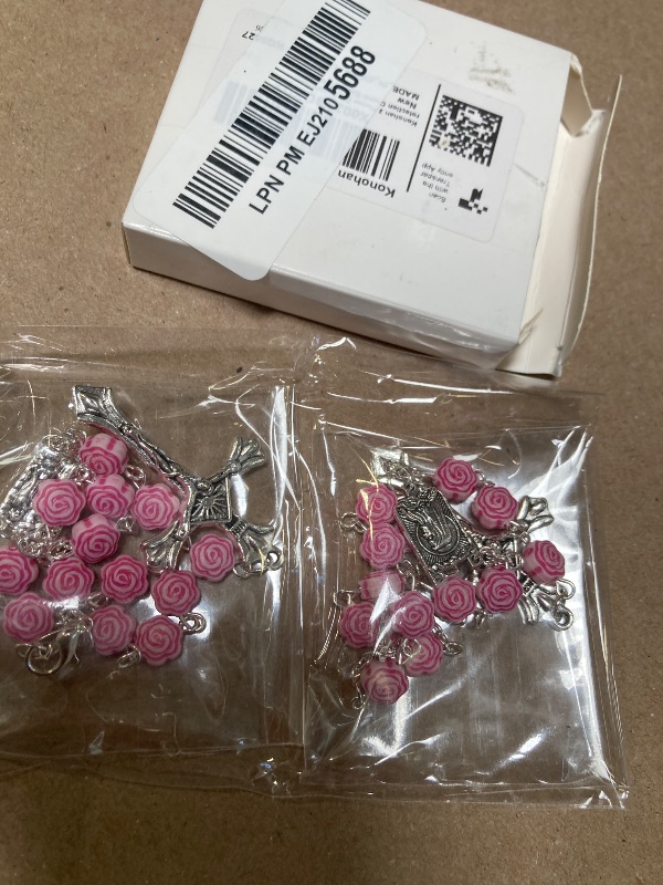 Photo 1 of Konohan 2 Pieces Car Rosary Rearview Mirror Auto Rosary Religious Car Mirror Hanging Accessories for Automotive Personalized Protection Charm for Auto Decors(Rose,Pink)