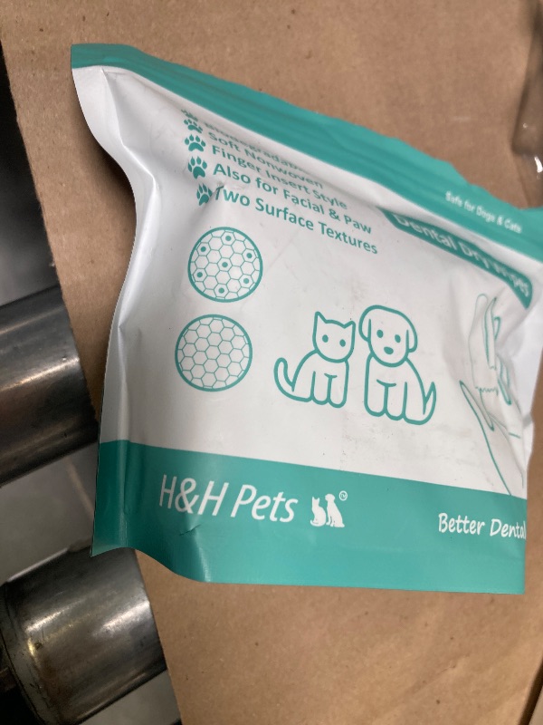 Photo 1 of H&H Pets Disposable Finger Toothbrush Dental Dry Wipes for Dogs & Cats -Ultra Soft, Fragrance Free, Hypoallergenic, 60 Count