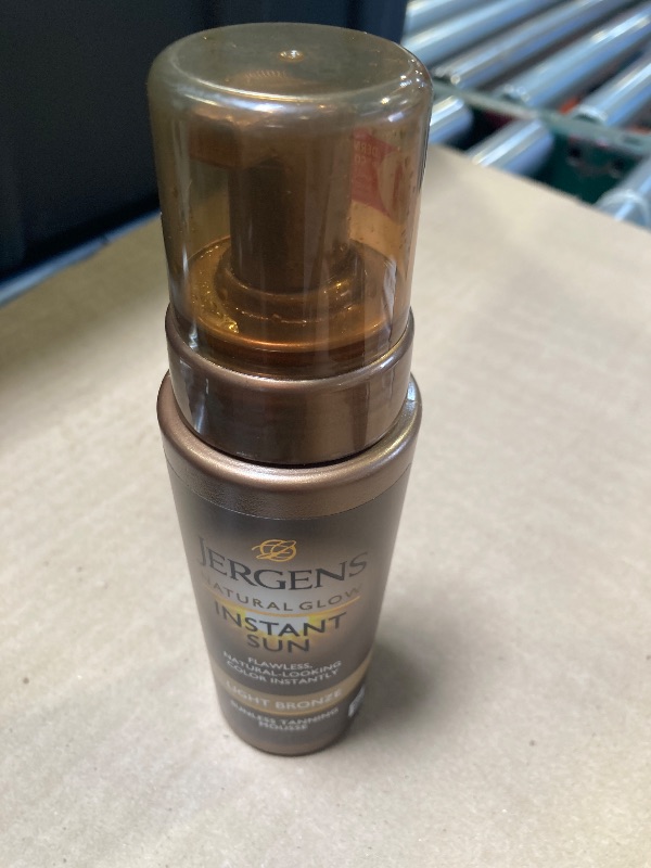 Photo 1 of Jergens Natural Glow Instant Sun Body Mousse, Self Tanner for Light Bronze Tan, Sunless Tanning Body Bronzer for Natural Looking Color Instantly, 6 Oz