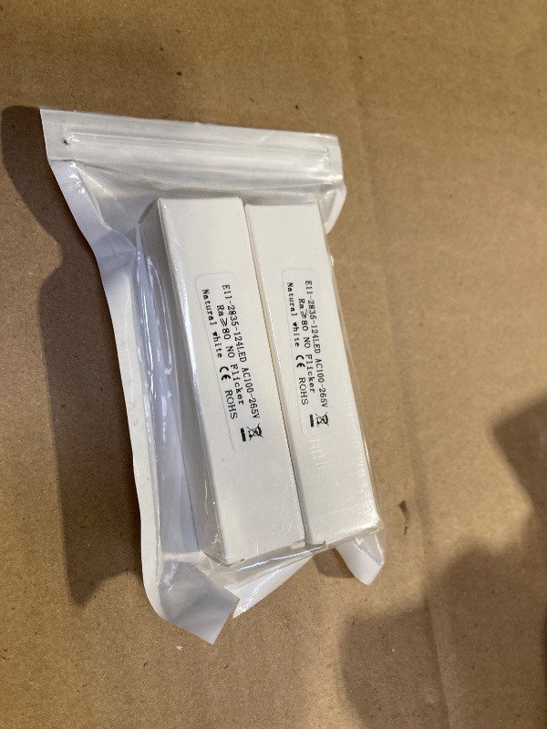 Photo 1 of OMTO E11 Led Bulbs 100-2650V 100W Halogen Candelabra Bulbs Equiva Dimmable T3 T4 Mini Base E11 Bulb,11W 1100LM for Chandeliers, Candelabra, Ceiling Fan,Cabinet Lighting (2, Natural White 4000K)