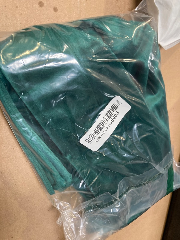 Photo 1 of JIAHANNHA Velvet Emerald Green Throw Pillow Covers 18x18 Inches Pack of 2 Soft Decorative Square Cushion Covers for Couch Sofa Bed Livingroom Car,45x45Cm,Deep Dark Green