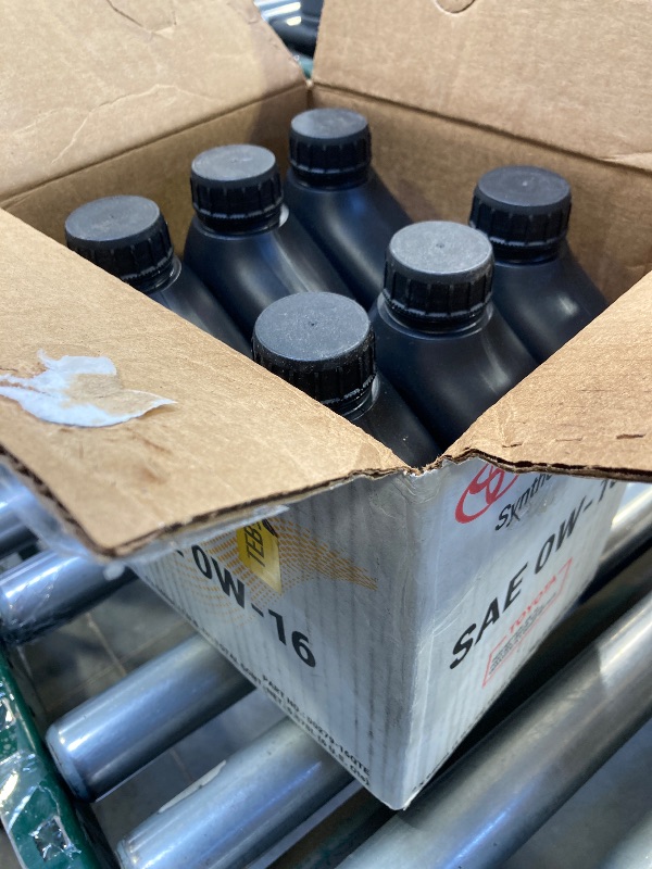 Photo 1 of Toyota 00279-000T4 Automatic Transmission Fluid, 192 Ounces, 6 Pack