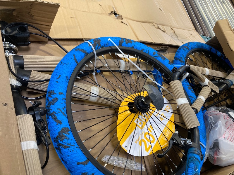 Photo 1 of 20 Kent Maddgear Child Bicycle 20 Wheels Kids Ages 7-13 Years Blue
