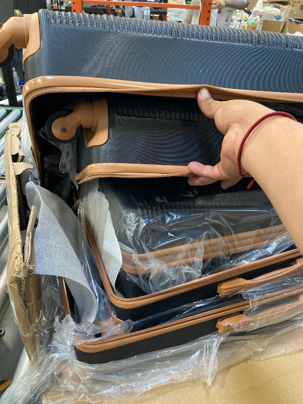 Photo 1 of Travelhouse 3 Piece Hardside Luggage Set Hardshell Lightweight Suitcase with TSA Lock Spinner Wheels 20in24in28in