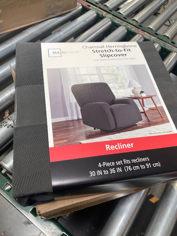 Photo 1 of Slipcover for recliner Stretch to fit 