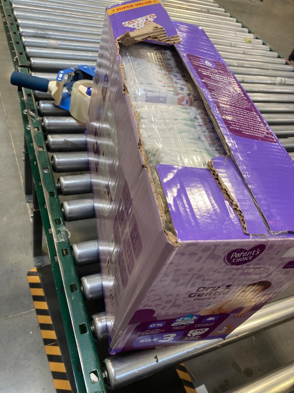 Photo 1 of Parent's Choice Diapers, Dry & Gentle Diapers Size 3 (16-28 lbs) - Super Value 210 Count