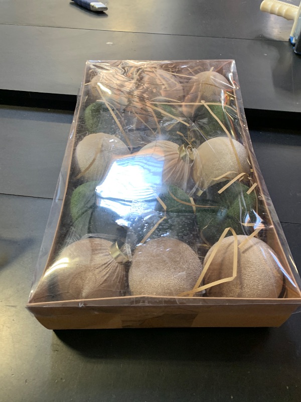 Photo 1 of 21Pcs Velvet Christmas Ball Ornaments 3.15" Shatterproof Christmas Tree Decorations Set with Paper Ornaments Hanging Xmas Decorations for Office Holiday Home Decor(Dark Green, Champagne, Kaki)