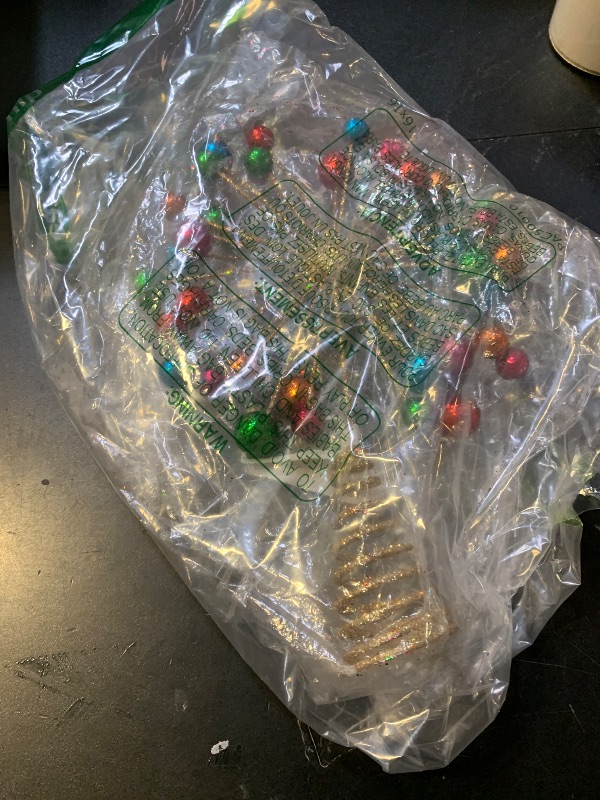 Photo 1 of 11.5 Inch Starburst Christmas Tree Topper