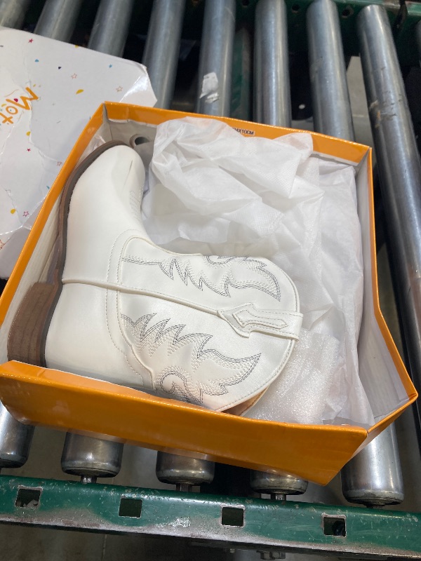 Photo 1 of Motasha Toddler Girls Cowgirl Boots White Cowboy Boot for Big Kids Western Ankle Boys Cowgirl Boot Size 2 Horse Riding Shoes Birthday Party Wedding (M7110 White 2)