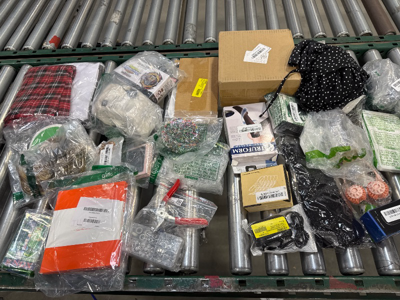 Photo 1 of Box Lot of Miscellaneous Items/FINAL SALE 