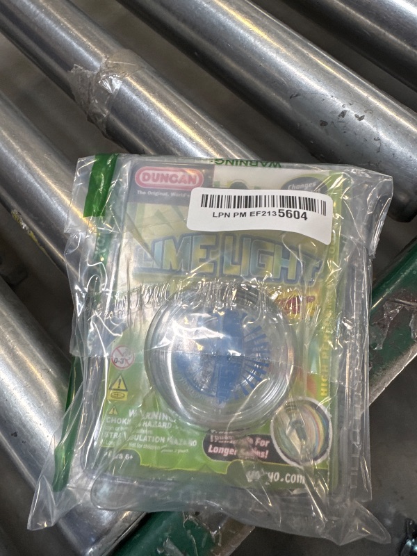 Photo 1 of Duncan Toys Limelight LED Light-Up Yo-Yo, Beginner Level Yo-Yo with LED Lights, Colors May Vary