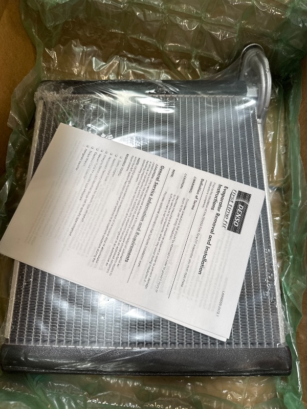 Photo 1 of Denso 476-0007 A/C Evaporator Core