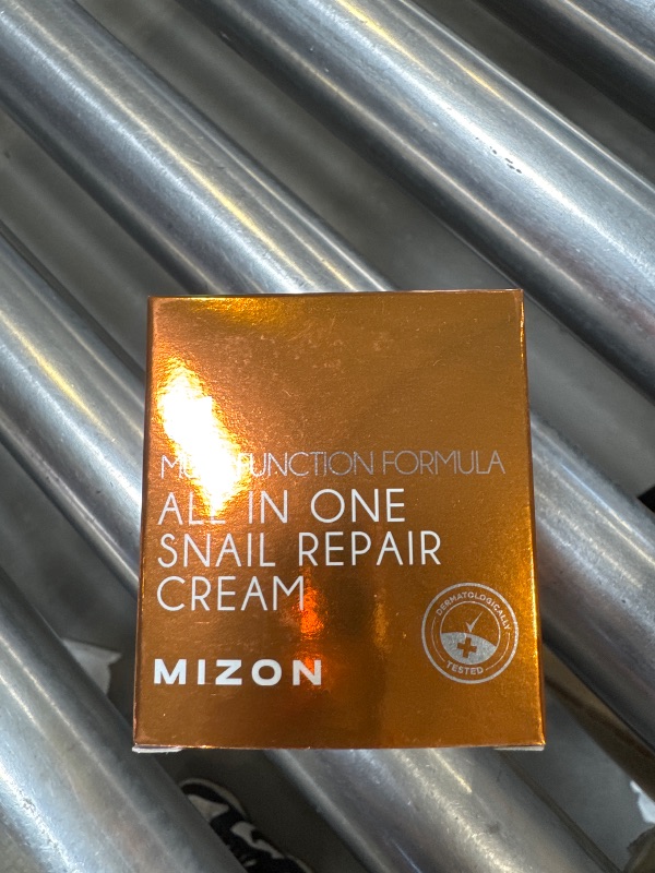 Photo 1 of MIZON All in One Snail Repair Cream Snail Mucin with 12 Natural Extracts Korean Recovery Cream for Fine Line & Blemish Care (2.54 Fl Oz Pack of 1)
