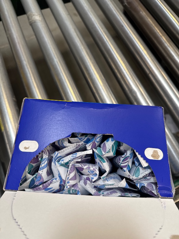 Photo 1 of Tampax Pearl Tampons, with LeakGuard Braid, Ultra Absorbency, Unscented, 45 Count (Packaging May Vary)