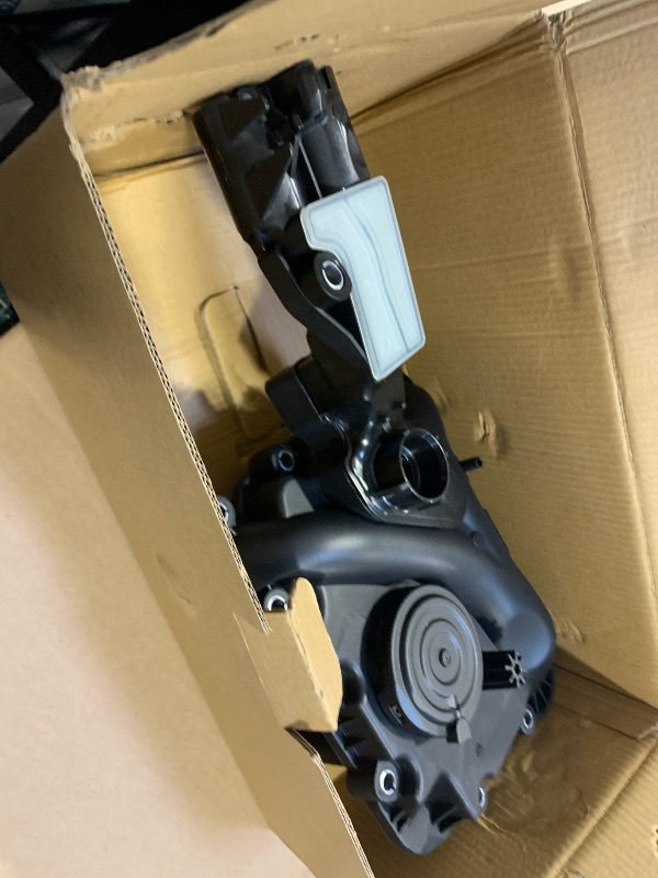 Photo 1 of 06E103547AB 3.0TFIS Engine Crankcase Vent Valve PCV Oil