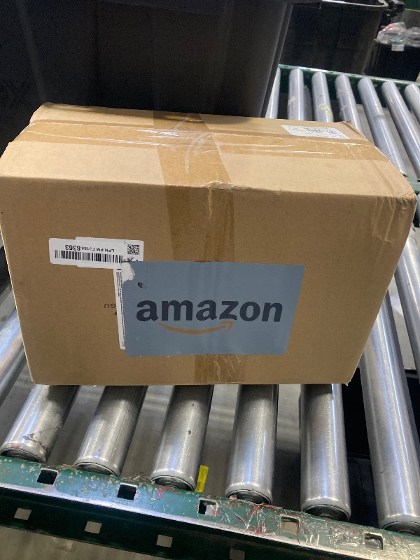 Photo 1 of 4 Pcs Large Disco Ball Decor- Silver Hanging Mirror Disco Balls Ornament for New Year Decor Christmas Tree Wedding Party Supplies Holiday Dance Music Festivals Club (8, 6, 4 Inch)