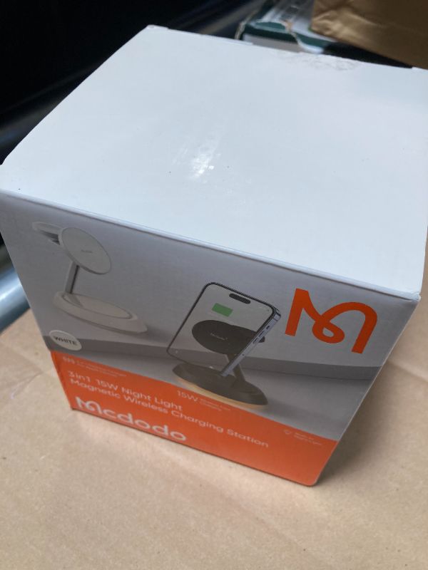 Photo 1 of Mcdodo Wireless Charging Stand,3 in 1 Charging Station for Apple Devices 22.5W Max Charging Station for iPhone Multiple Devices for iPhone 15 14 13 12/AirPods 2 3 Pro/iWatch Ultra/8/7/SE/6/5/4/3/2