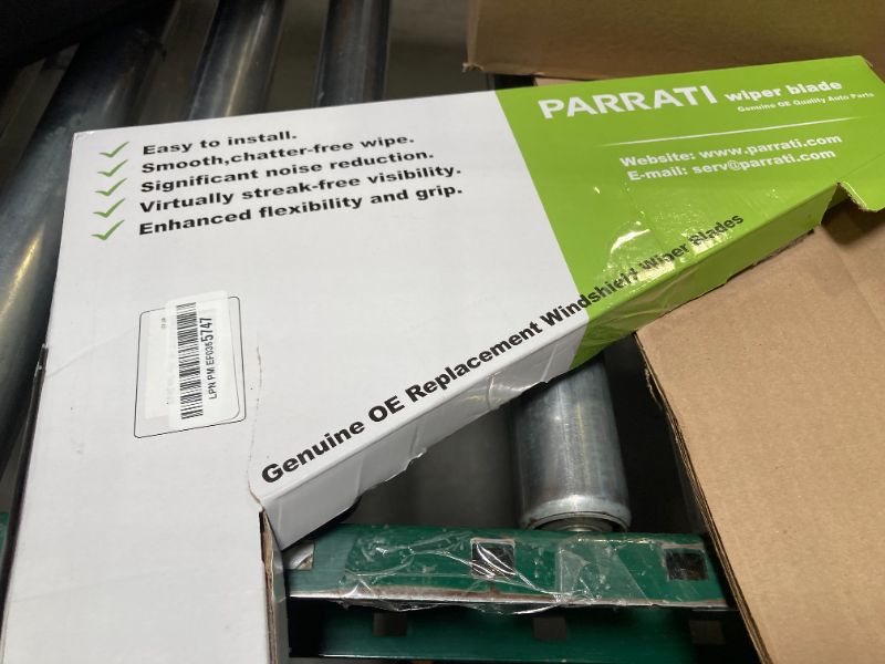 Photo 1 of OEM QUALITY 22" + 20" PARRATI Premium All-Season Windshield Wiper Blades (Set of 2)