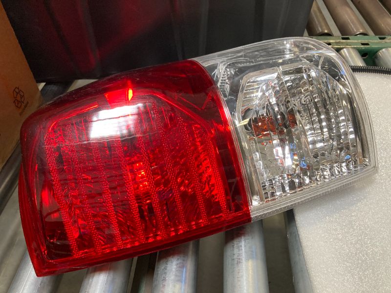 Photo 1 of Tail Light Assembly Compatible With 2010-2013 Toyota Tundra Right and Passenger Side Side Rear Taillight Replace 815500C090 TO2800165